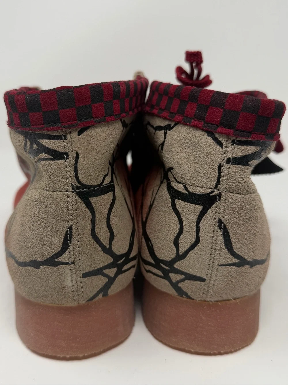 New Men’s Clark’s Red Suede Hellfire Wallabee-Style Shoes Sz. 9.5